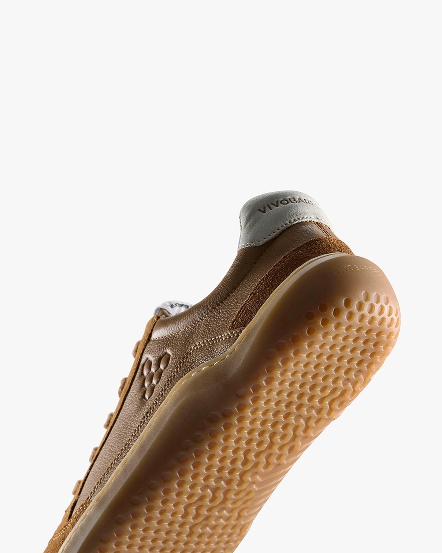 GOBI II SNEAKER PREMIUM LEATHER WOMENS TAN - Vivobarefoot