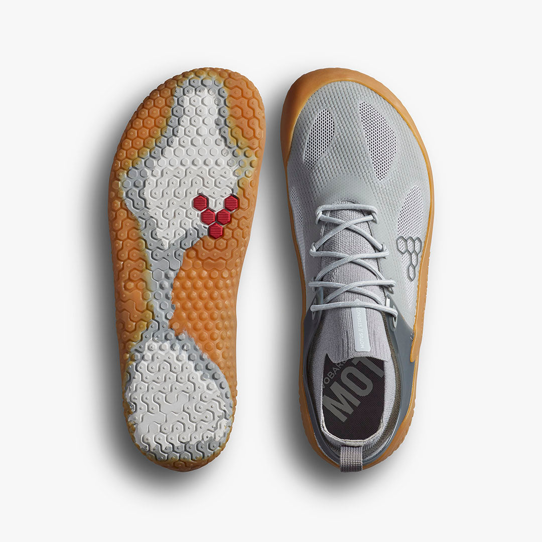 MOTUS STRENGTH WOMENS  ULTIMATE GRAY - Vivobarefoot
